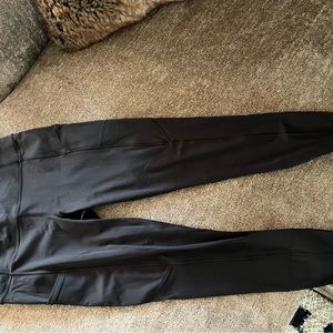Lululemon size 6 fast and free